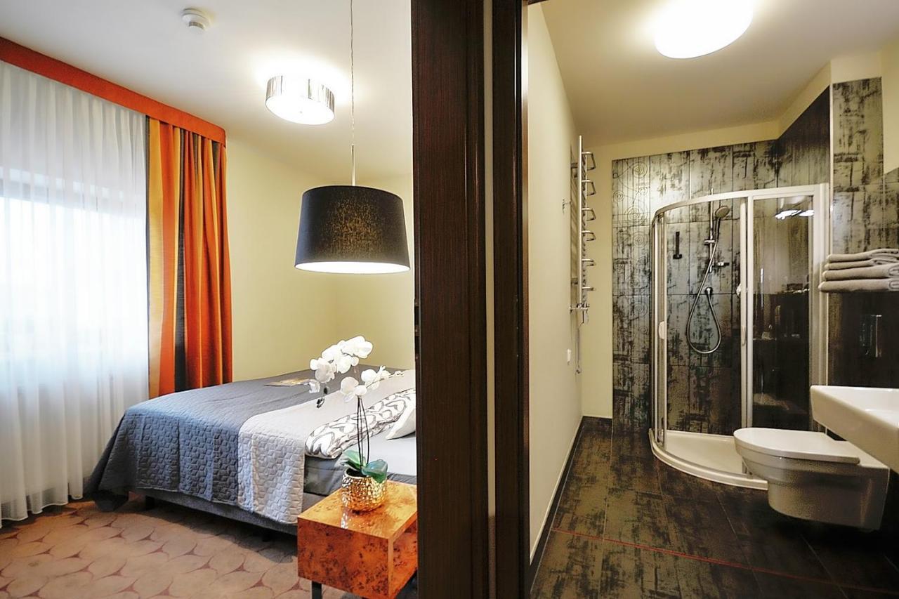 319 W Royal Tulip 200 M Do Plazy Dobruk Apartment
